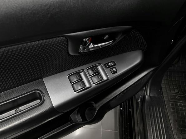 Toyota Hilux VII Рестайлинг с пробегом 2015 года, цена 2 395 000 рублей, 321277 км, offers.body_type.unknown, Автокод Объявления