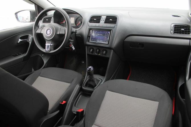 Volkswagen Polo V с пробегом 2014 года, цена 850 000 рублей, 119000 км, седан, Автокод Объявления