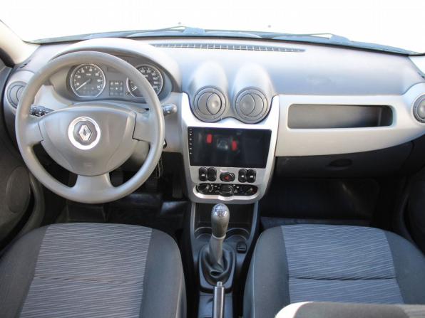 Renault Sandero I с пробегом 2014 года, цена 649 000 рублей, 141000 км, хэтчбек, Автокод Объявления