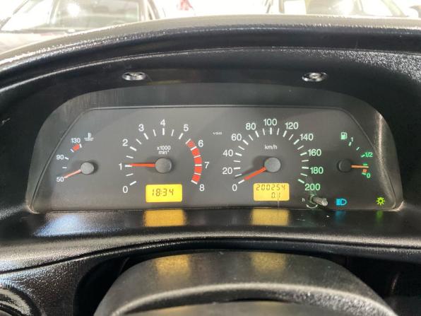 Chevrolet Niva I Рестайлинг с пробегом 2011 года, цена 450 000 рублей, 200200 км, внедорожник, Автокод Объявления