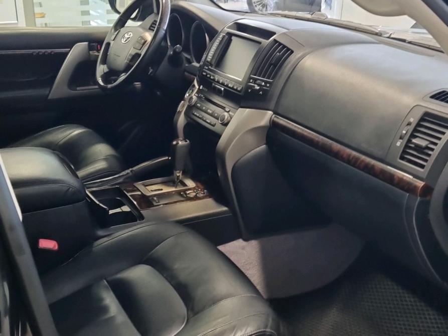 Toyota Land Cruiser 200 Series Омск  - изображение 14