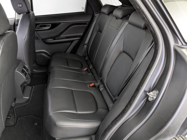 Jaguar F-Pace I с пробегом 2017 года, цена 2 590 000 рублей, 113144 км, внедорожник, Автокод Объявления