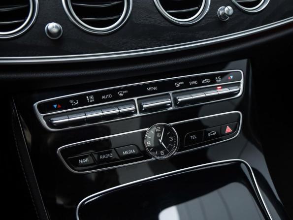 Mercedes-Benz E-Класс V (W213 S213 C238) с пробегом 2016 года, цена 3 099 000 рублей, 116000 км, седан, Автокод Объявления