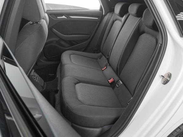 Audi A3 III (8V) Рестайлинг с пробегом 2017 года, цена 2 099 000 рублей, 114243 км, седан, Автокод Объявления