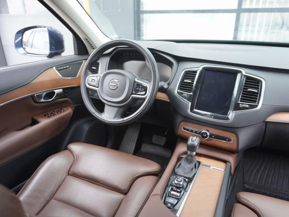 Volvo XC90 II с пробегом 2019 года, цена 4 649 000 рублей, 94979 км, внедорожник, Автокод Объявления