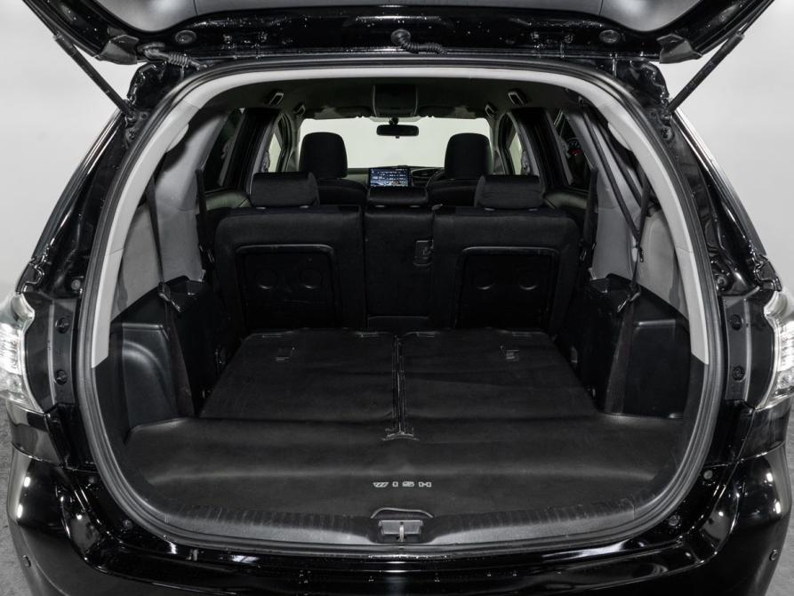Toyota Wish II Рестайлинг Иркутск  - изображение 21