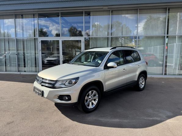 Volkswagen Tiguan I Рестайлинг с пробегом 2014 года, цена 1 549 000 рублей, 120645 км, внедорожник, Автокод Объявления