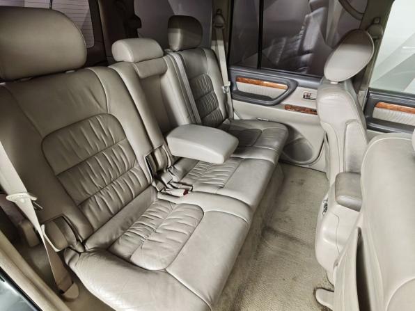 Lexus LX II Рестайлинг с пробегом 2006 года, цена 1 635 000 рублей, 278968 км, внедорожник, Автокод Объявления