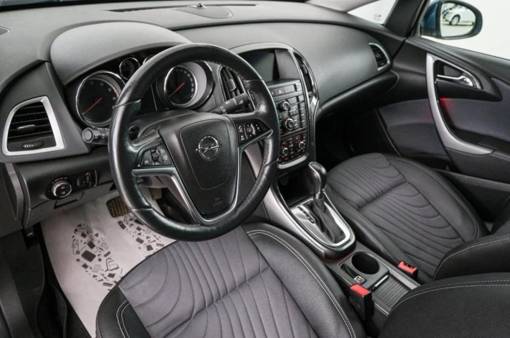 Opel Astra J Рестайлинг Красноярск  - изображение 9