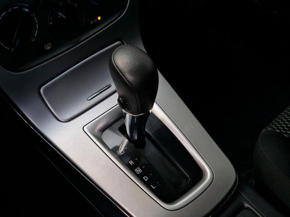 Nissan Tiida II с пробегом 2015 года, цена 950 000 рублей, 139710 км, хэтчбек, Автокод Объявления
