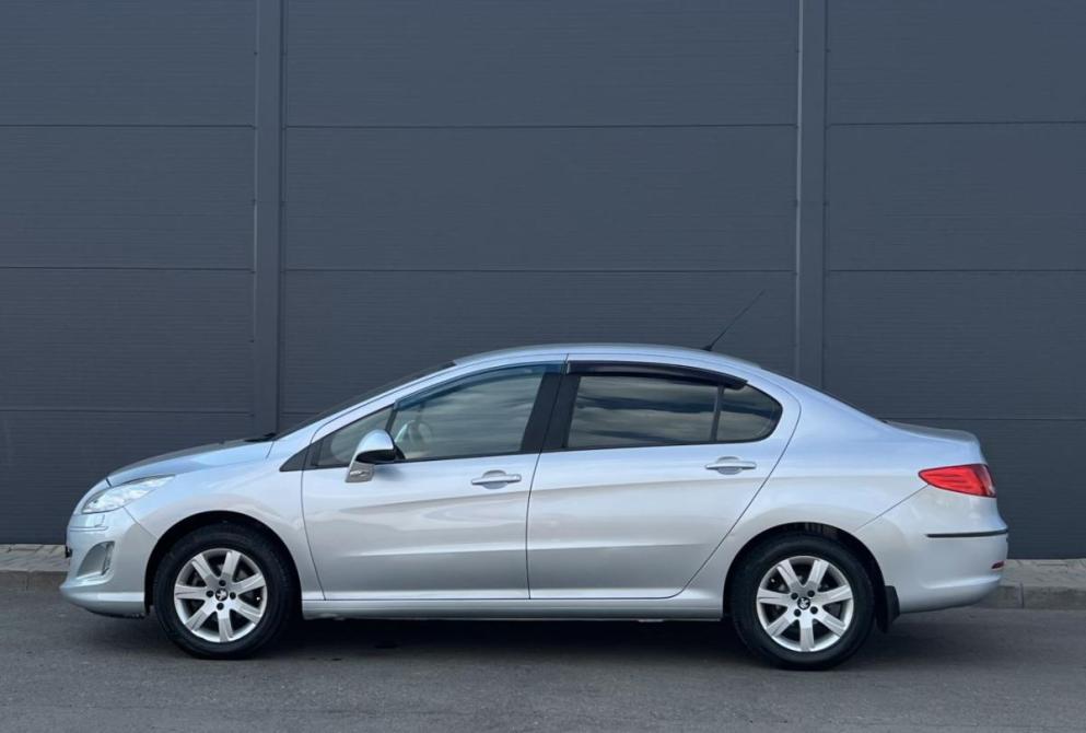 Peugeot 408 I Красноярск  - изображение 8