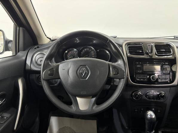 Renault Sandero II с пробегом 2016 года, цена 800 000 рублей, 179036 км, хэтчбек, Автокод Объявления