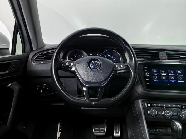 Volkswagen Tiguan II с пробегом 2019 года, цена 2 649 000 рублей, 97158 км, внедорожник, Автокод Объявления