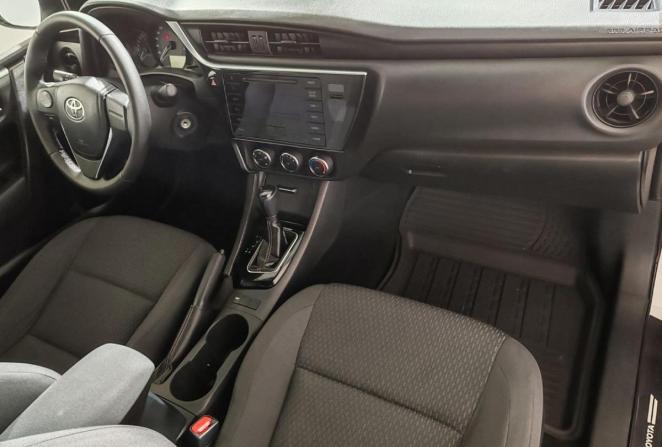 Toyota Corolla XI (E160 E170 E180) Рестайлинг 1 с пробегом 2018 года, цена 1 650 000 рублей, 141468 км, седан, Автокод Объявления