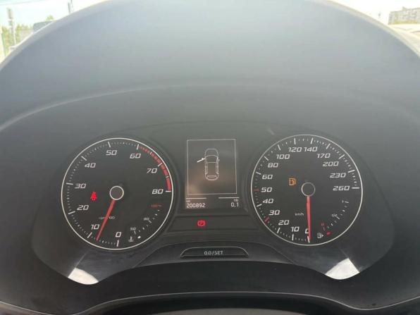 SEAT Leon III с пробегом 2013 года, цена 975 000 рублей, 200896 км, хэтчбек, Автокод Объявления