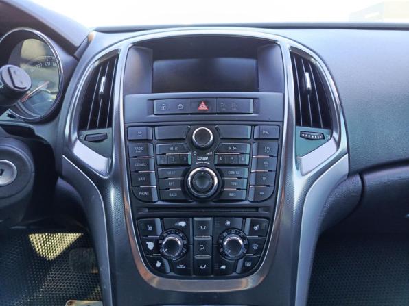 Opel Astra J с пробегом 2010 года, цена 616 000 рублей, 219600 км, хэтчбек, Автокод Объявления