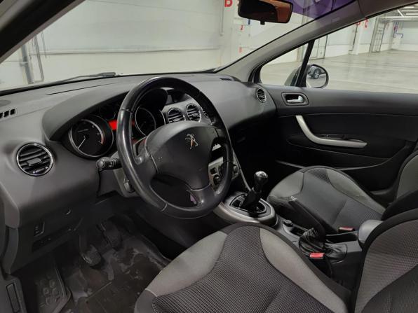 Peugeot 308 I Рестайлинг с пробегом 2012 года, цена 340 000 рублей, 157370 км, хэтчбек, Автокод Объявления