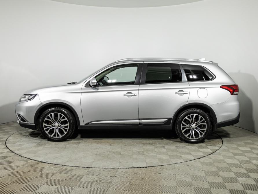 Mitsubishi Outlander III Рестайлинг 2 Санкт-Петербург  - изображение 4