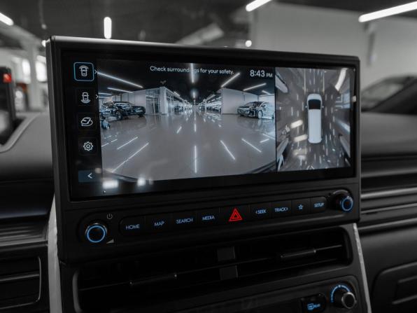 Hyundai Staria I Рестайлинг с пробегом 2026 года, цена 7 300 000 рублей, 100 км, минивэн, Автокод Объявления