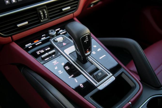 Porsche Cayenne III с пробегом 2018 года, цена 6 990 000 рублей, 63240 км, внедорожник, Автокод Объявления