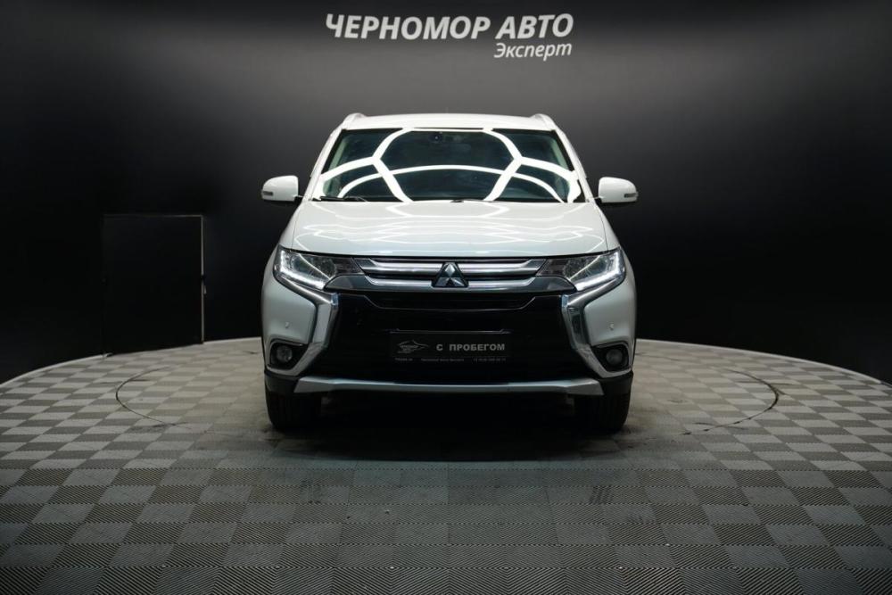 Mitsubishi Outlander III Рестайлинг 2 Крым  - изображение 8