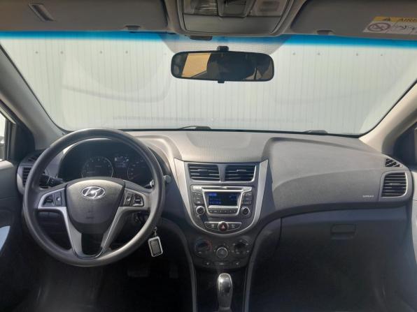 Hyundai Solaris I Рестайлинг с пробегом 2015 года, цена 1 049 000 рублей, 177098 км, седан, Автокод Объявления