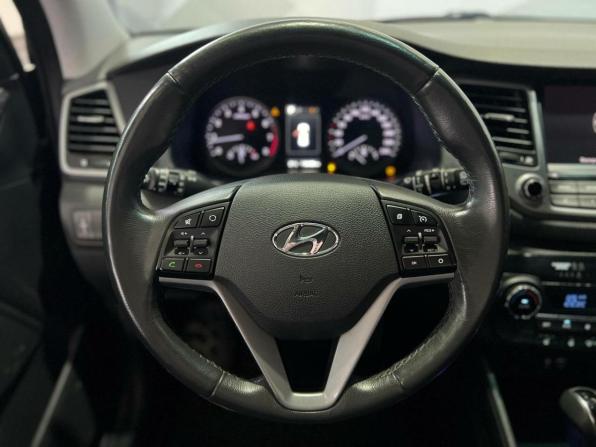 Hyundai Tucson III с пробегом 2016 года, цена 1 850 000 рублей, 116407 км, внедорожник, Автокод Объявления