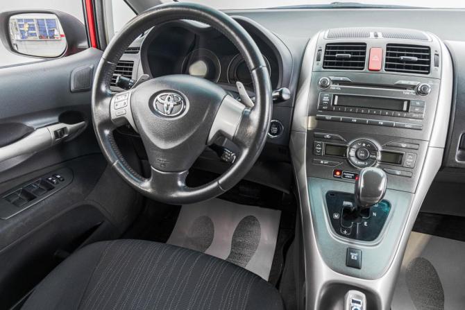 Toyota Auris I с пробегом 2008 года, цена 739 000 рублей, 172900 км, хэтчбек, Автокод Объявления