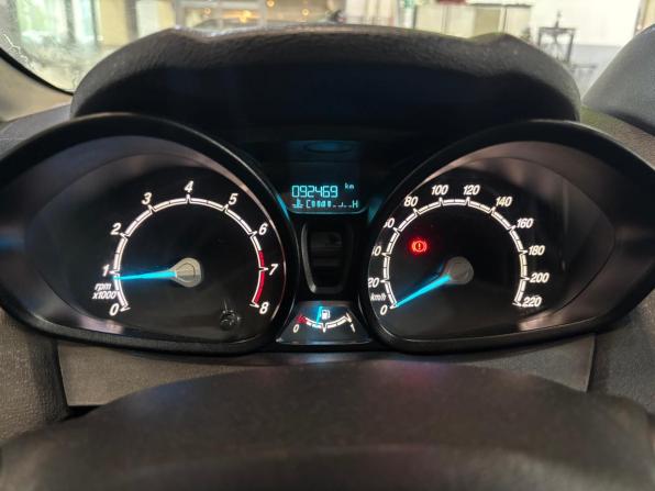 Ford Fiesta Mk6 Рестайлинг с пробегом 2016 года, цена 599 000 рублей, 92282 км, седан, Автокод Объявления