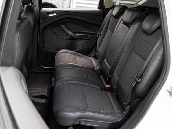 Ford Kuga II Рестайлинг с пробегом 2017 года, цена 1 630 000 рублей, 112042 км, внедорожник, Автокод Объявления