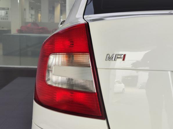 Skoda Octavia II (A5) Рестайлинг с пробегом 2012 года, цена 900 000 рублей, 180000 км, лифтбек, Автокод Объявления