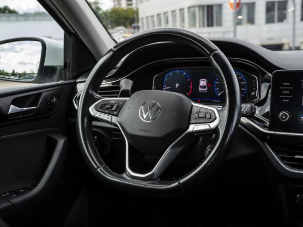 Volkswagen Polo VI с пробегом 2020 года, цена 2 099 000 рублей, 118532 км, лифтбек, Автокод Объявления