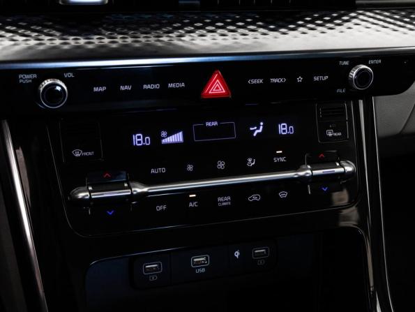 Kia Carnival IV с пробегом 2021 года, цена 3 999 000 рублей, 55899 км, минивэн, Автокод Объявления