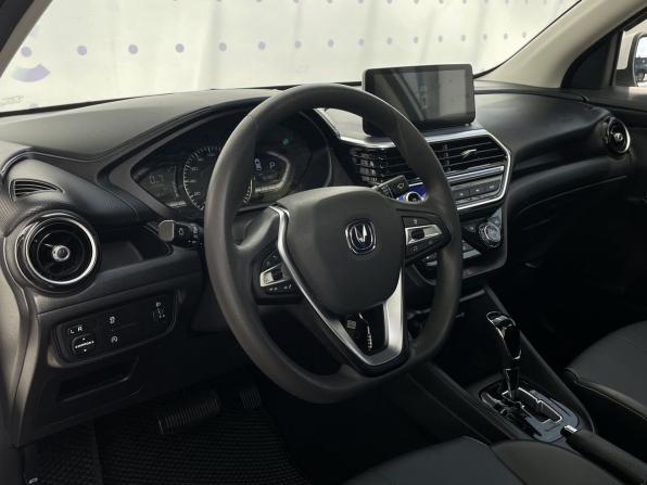 Changan Alsvin с пробегом 2024 года, цена 1 300 000 рублей, 9438 км, седан, Автокод Объявления