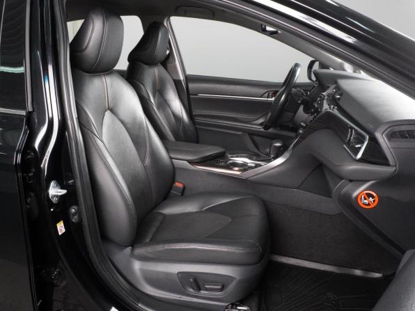 Toyota Camry VIII (XV70) с пробегом 2018 года, цена 2 545 000 рублей, 223654 км, седан, Автокод Объявления