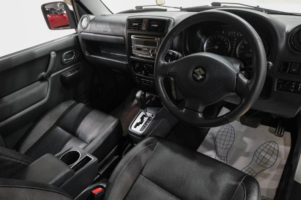 Suzuki Jimny III Рестайлинг 1 Новокузнецк  - изображение 13