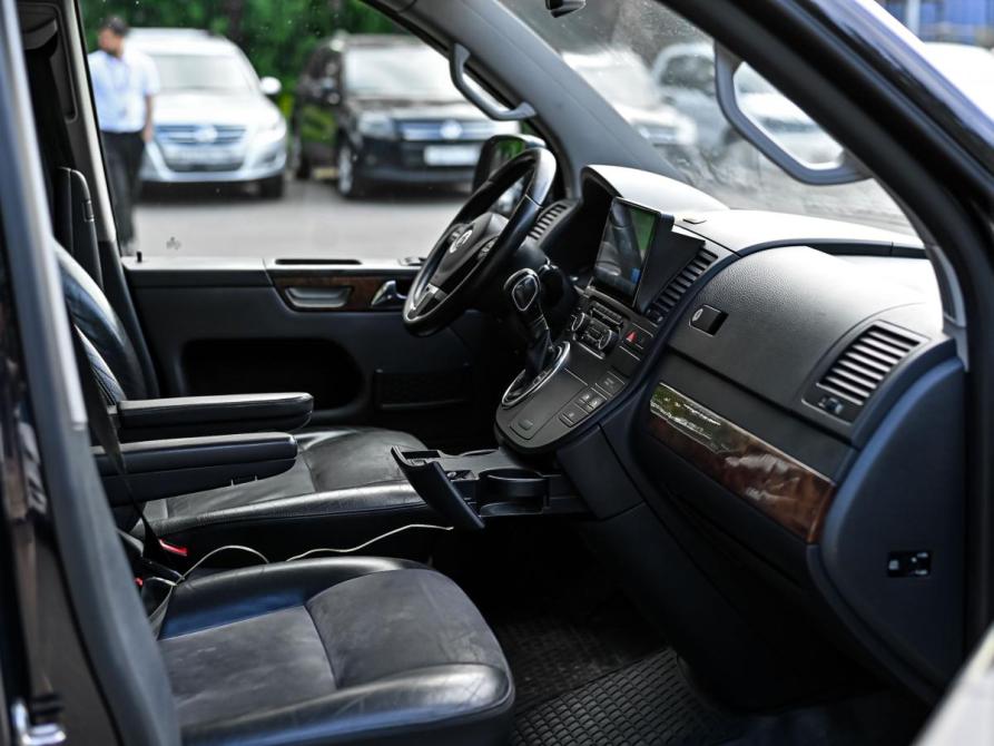 Volkswagen Multivan T5 Рестайлинг Санкт-Петербург  - изображение 13