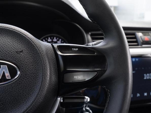 Kia Rio IV с пробегом 2018 года, цена 1 299 000 рублей, 132516 км, седан, Автокод Объявления
