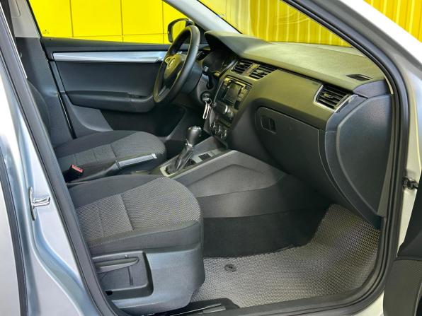 Skoda Octavia III (A7) с пробегом 2016 года, цена 1 399 000 рублей, 141000 км, лифтбек, Автокод Объявления