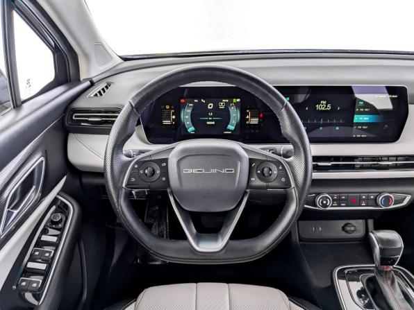 BAIC U5 Plus с пробегом 2023 года, цена 700 000 рублей, 130341 км, седан, Автокод Объявления