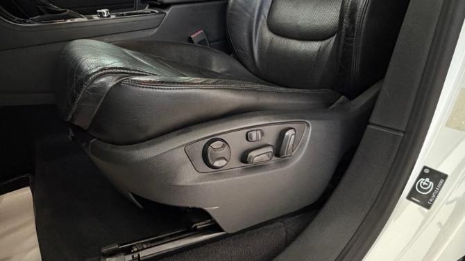 Volkswagen Touareg II с пробегом 2013 года, цена 2 195 000 рублей, 171000 км, внедорожник, Автокод Объявления