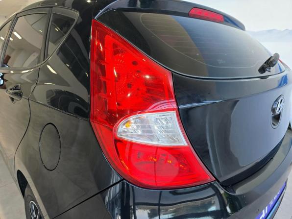 Hyundai Solaris I Рестайлинг с пробегом 2016 года, цена 1 065 000 рублей, 133511 км, хэтчбек, Автокод Объявления