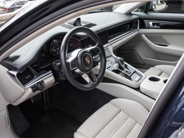 Porsche Panamera II с пробегом 2019 года, цена 8 167 500 рублей, 85449 км, универсал, Автокод Объявления