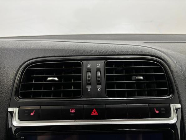 Volkswagen Polo V с пробегом 2014 года, цена 740 000 рублей, 201144 км, седан, Автокод Объявления