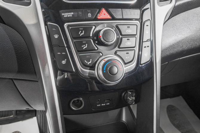 Hyundai i30 II с пробегом 2013 года, цена 999 000 рублей, 106000 км, хэтчбек, Автокод Объявления