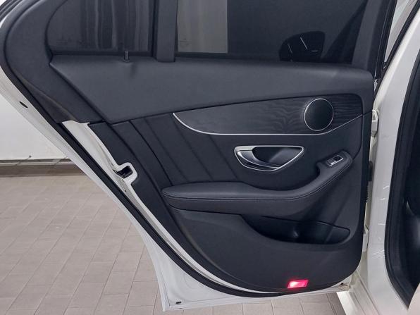 Mercedes-Benz C-Класс IV (W205) Рестайлинг с пробегом 2019 года, цена 2 490 000 рублей, 23422 км, седан, Автокод Объявления