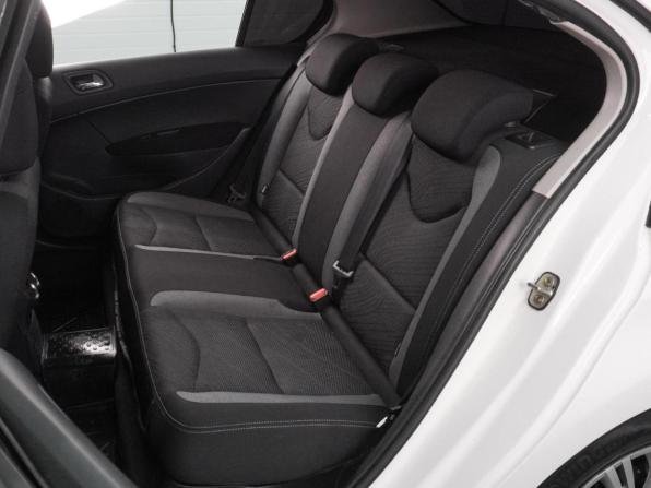 Peugeot 408 I с пробегом 2013 года, цена 569 000 рублей, 95310 км, седан, Автокод Объявления