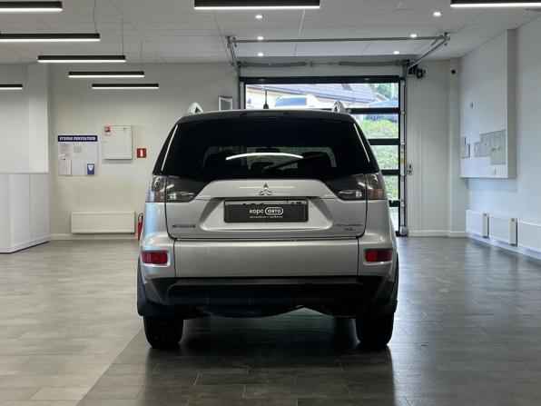 Mitsubishi Outlander II Рестайлинг с пробегом 2010 года, цена 1 067 000 рублей, 167449 км, внедорожник, Автокод Объявления