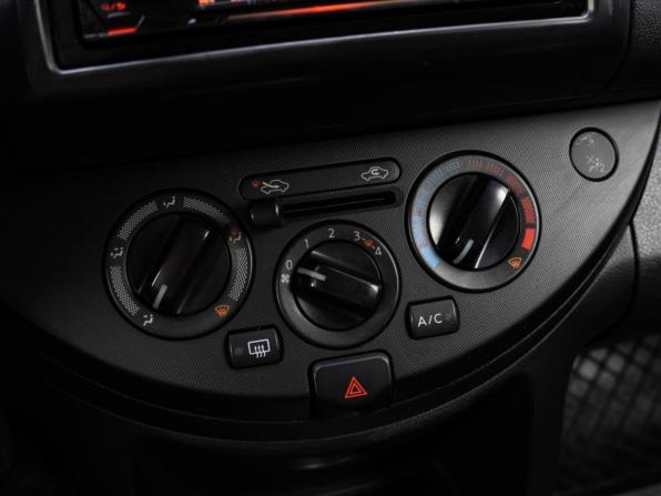 Nissan Note I Рестайлинг с пробегом 2010 года, цена 670 000 рублей, 210413 км, хэтчбек, Автокод Объявления