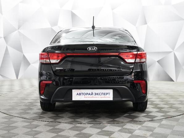 Kia Rio IV с пробегом 2018 года, цена 1 393 000 рублей, 86565 км, седан, Автокод Объявления
